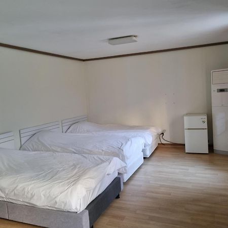 Orasung Motel Чеджудо Экстерьер фото